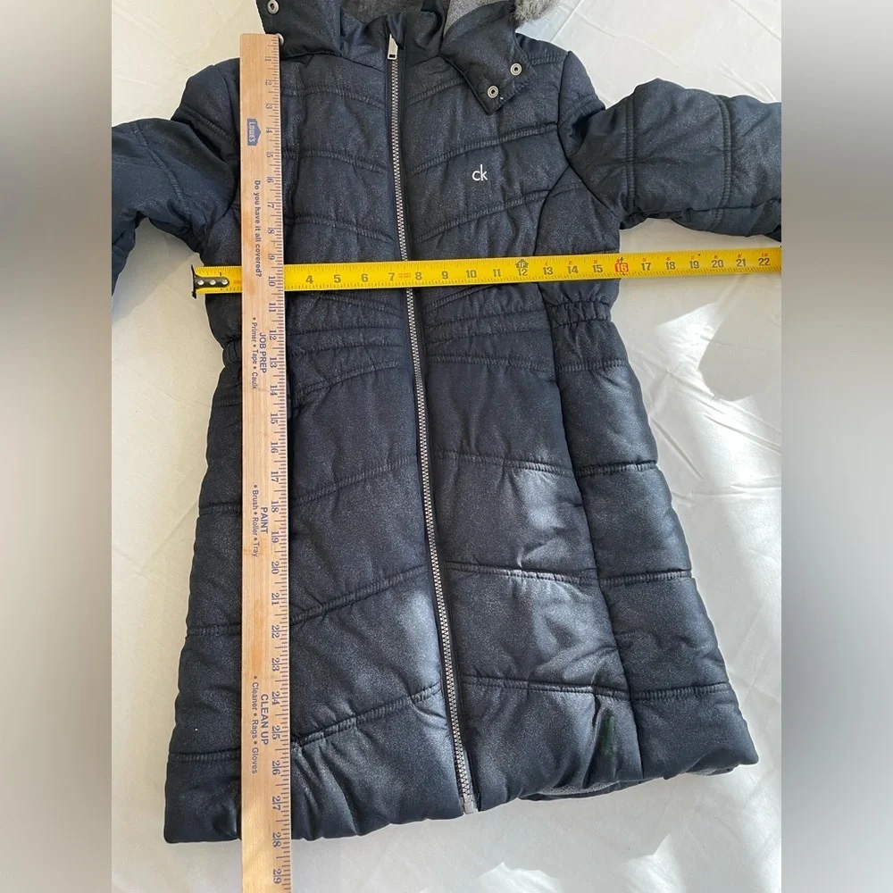 🍄Calvin Klein Everest puffer Jacket faux fur , M 8/10
